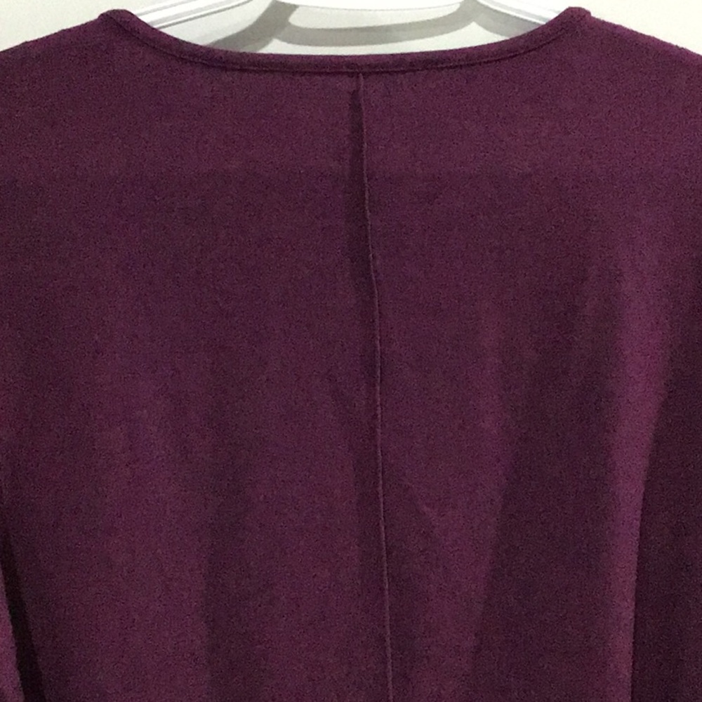 Ladies top - Picture 5 of 5